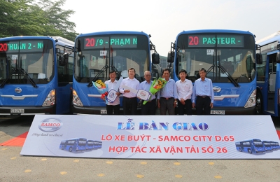 BÀN GIAO LÔ 33 XE BUÝT SAMCO CITY D.65 - HTX VẬN TẢI SỐ 26